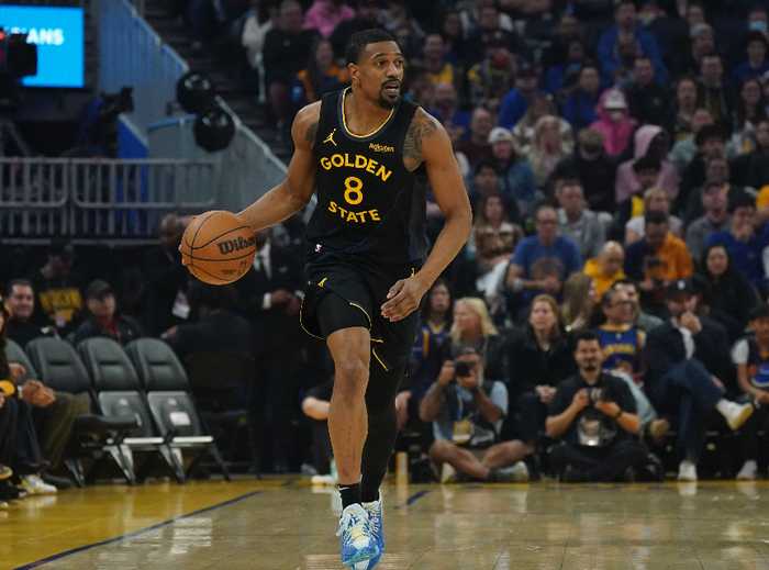 勇士109-113不敌鹈鹕 球员评价：2人优秀，2人及格，5人低迷