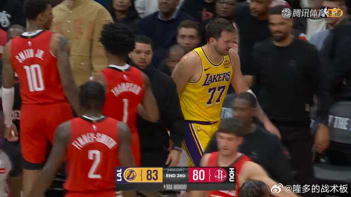 湖人83-80领先火箭，第三节防守扭转局势